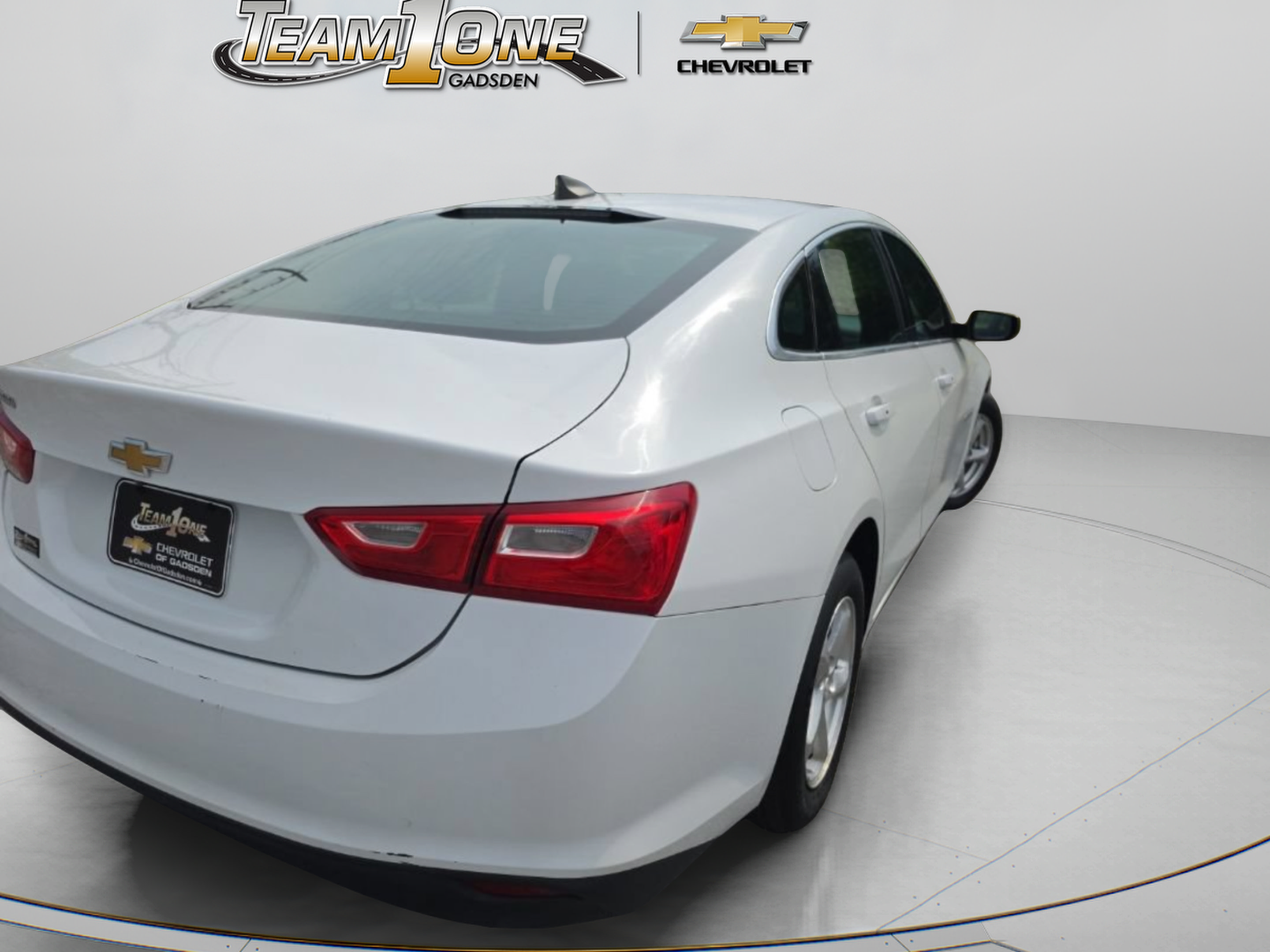 Used 2017 Chevrolet Malibu LS w/ LPO, Convenience Package 1 FWD image 8