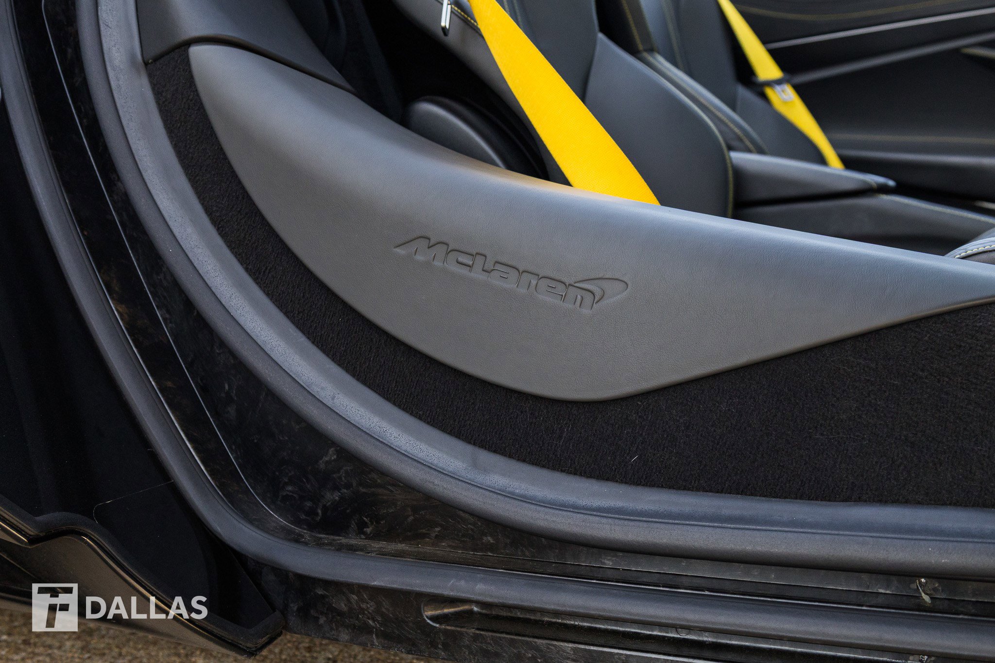 Used 2022 McLaren 720S Luxury image 34