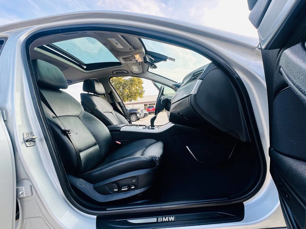 Used 2011 BMW 535i 535i 4dr Sedan image 23