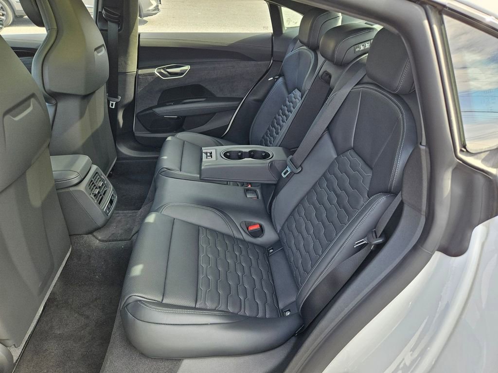 New 2026 Audi S e-tron GT Prestige image 21