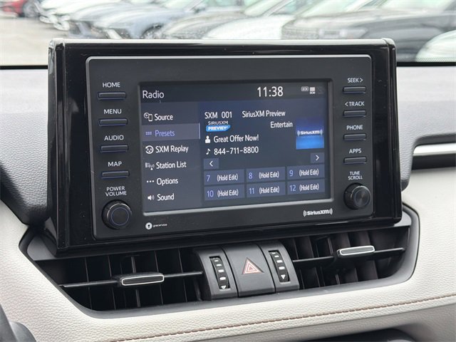 Used 2022 Toyota RAV4 XLE Premium image 29