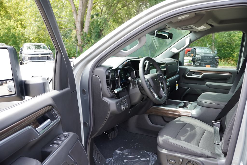 New 2026 Chevrolet Silverado 2500 LT w/ Trail Boss Package AWD/4WD image 10