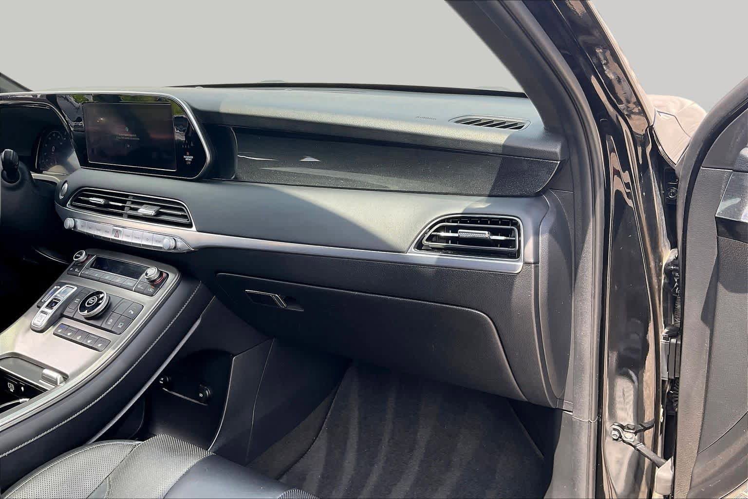 Used 2020 Hyundai Palisade Limited FWD image 17