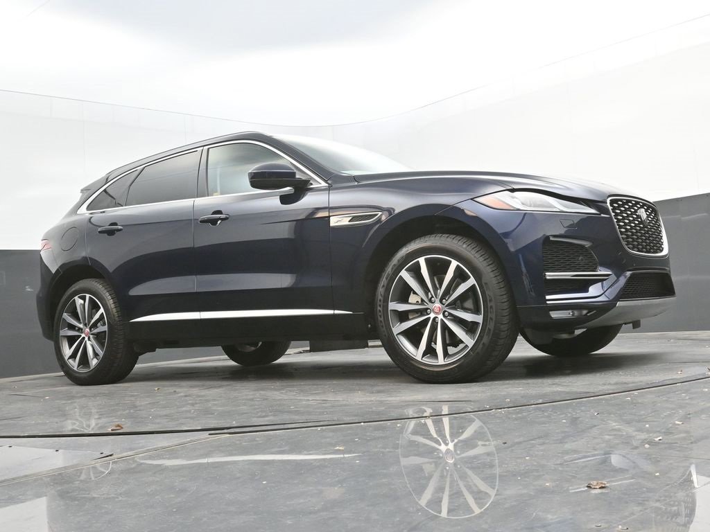 Used 2023 Jaguar F-PACE S image 29