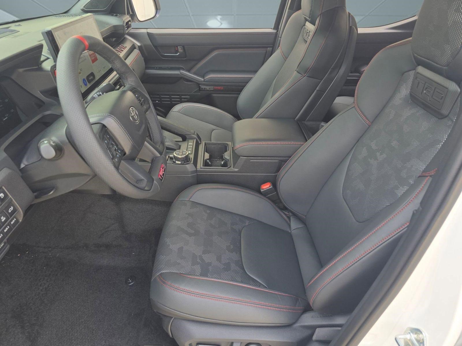 Used 2025 Toyota Tacoma TRD Pro image 5