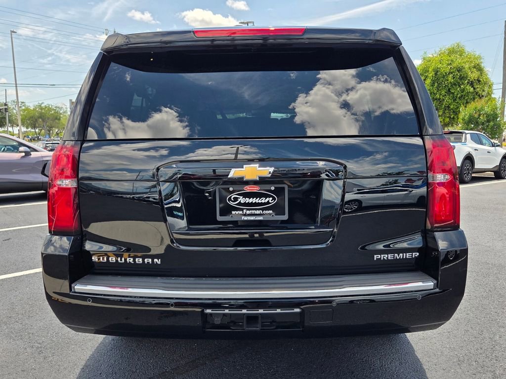 Certified 2020 Chevrolet Suburban Premier RWD image 6