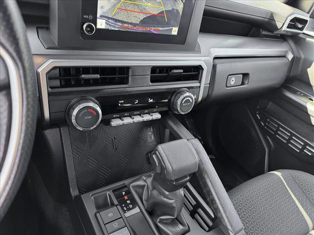Certified 2025 Toyota 4Runner SR5 AWD/4WD image 14
