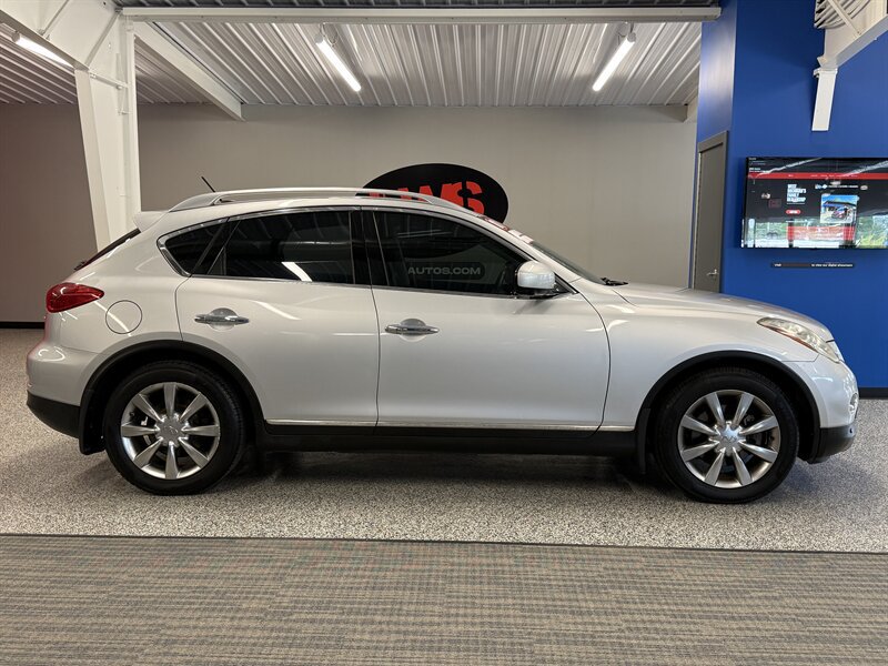 Used 2011 INFINITI EX35 Journey w/ Premium Pkg AWD/4WD image 9