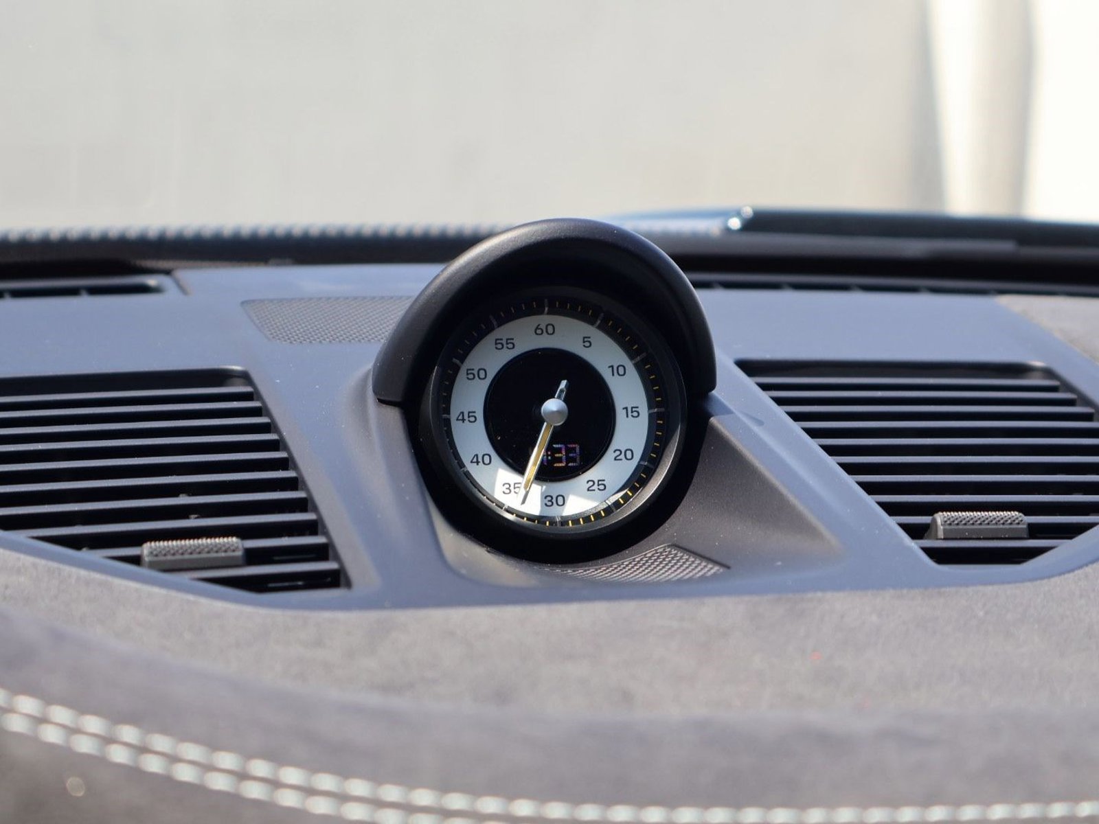 New 2026 Porsche 911 GT3 RWD image 26