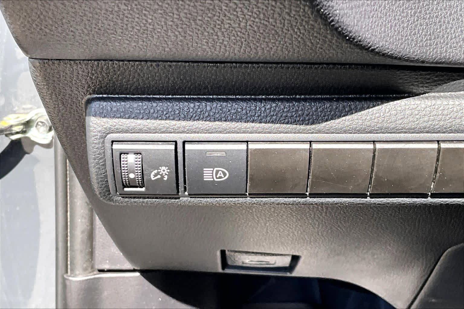 Certified 2023 Toyota Corolla LE FWD image 35