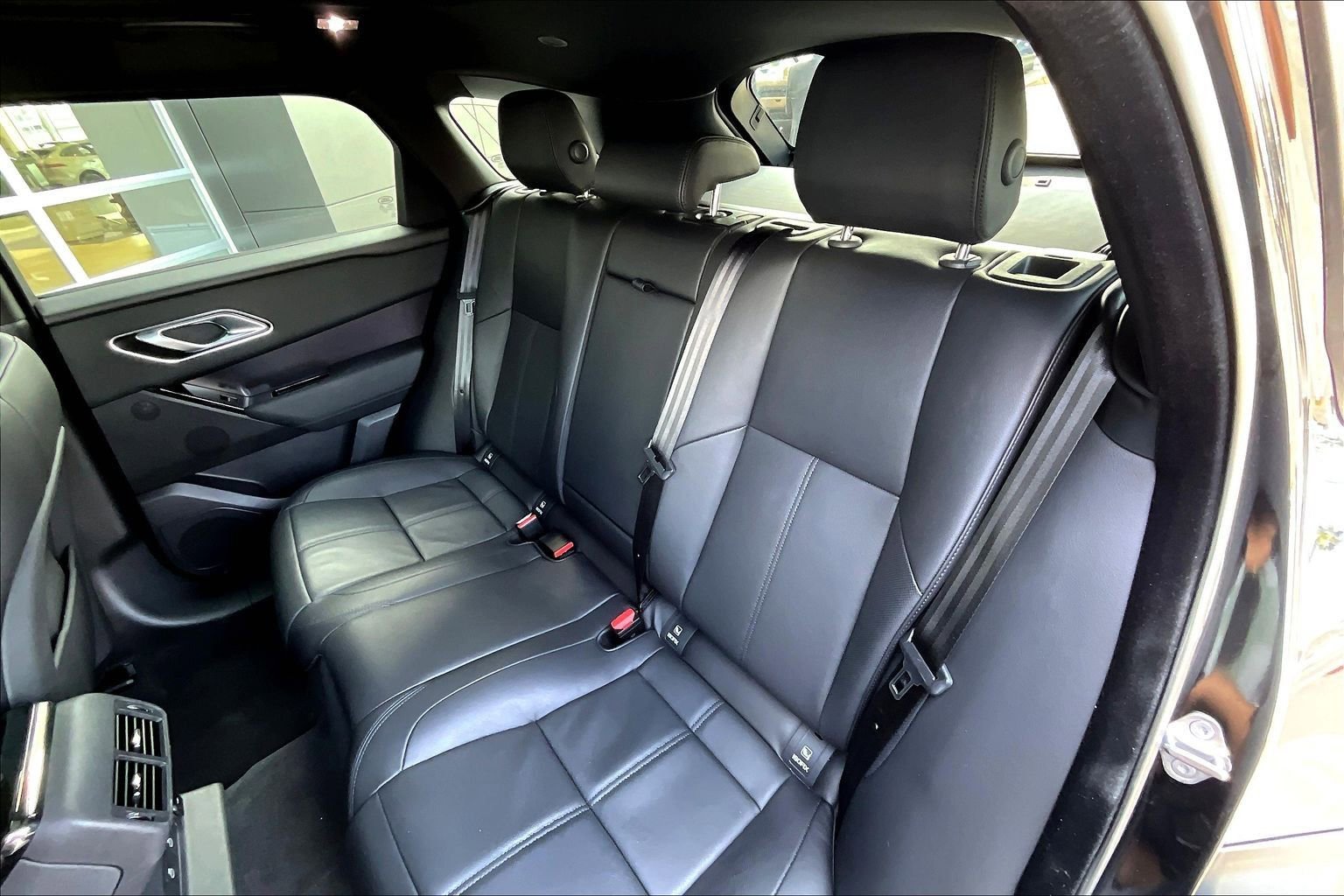 Used 2026 Land Rover Range Rover Velar Dynamic SE image 26