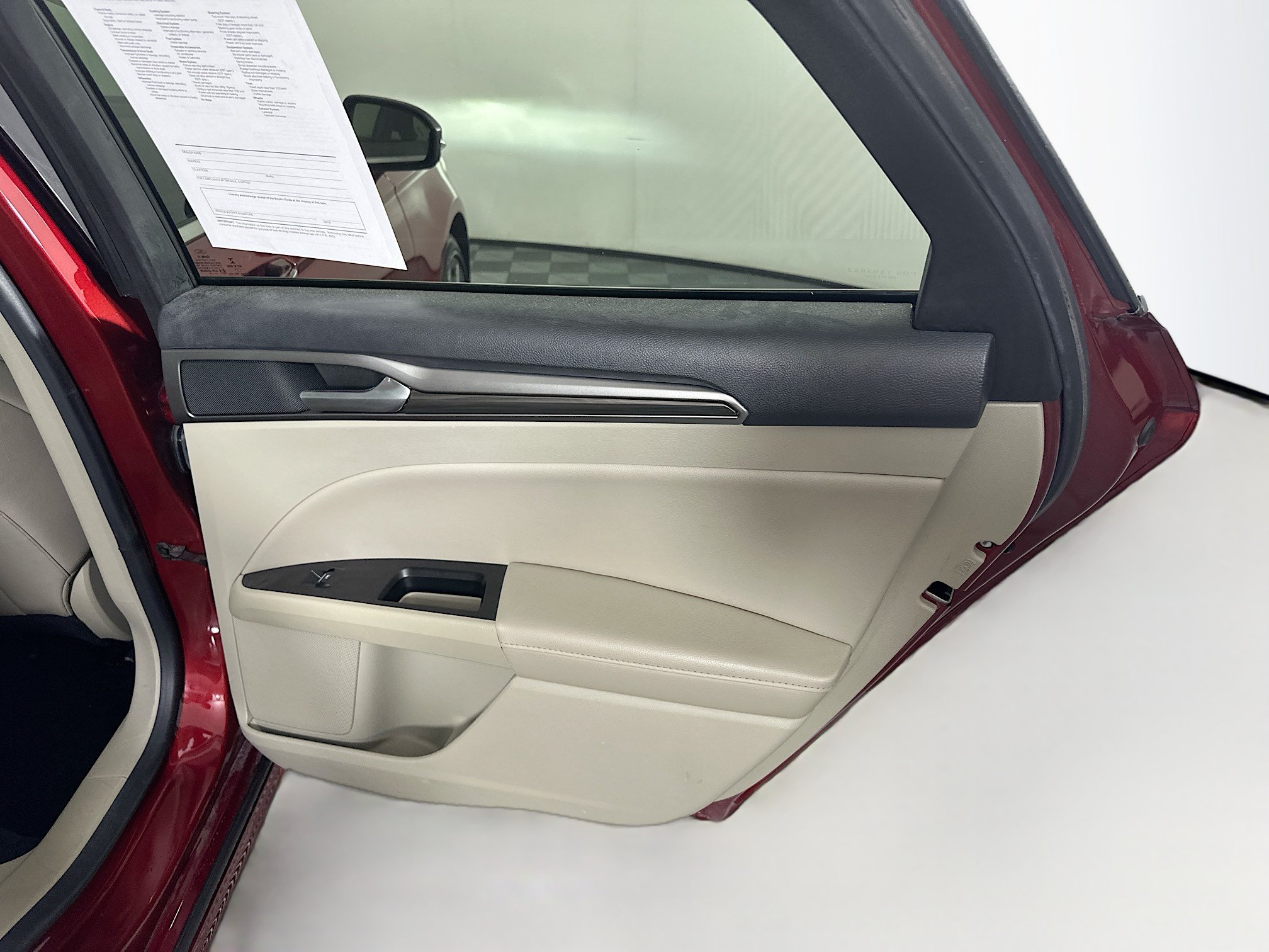 Used 2019 Ford Fusion SEL FWD image 30