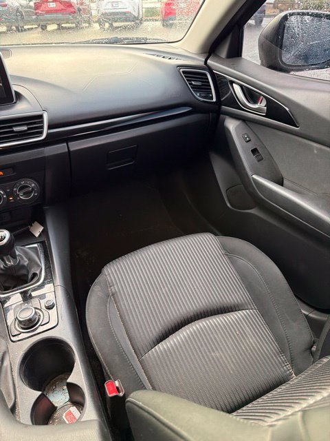 Used 2016 MAZDA MAZDA3 i Sport w/ Preferred Equipment Package FWD image 12