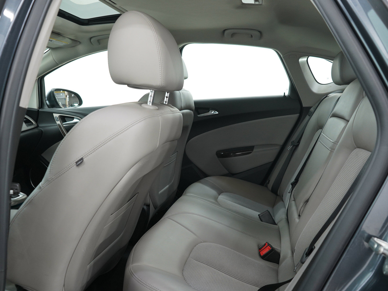 Used 2013 Buick Verano Convenience FWD image 13