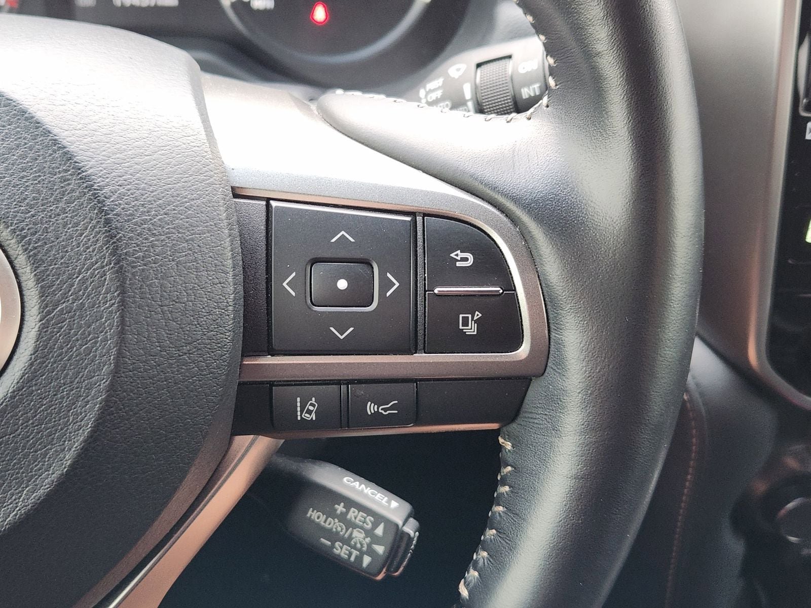 Used 2023 Lexus GX 460 Premium AWD/4WD image 39