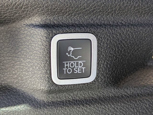 New 2026 Jeep Grand Cherokee L 4WD image 13