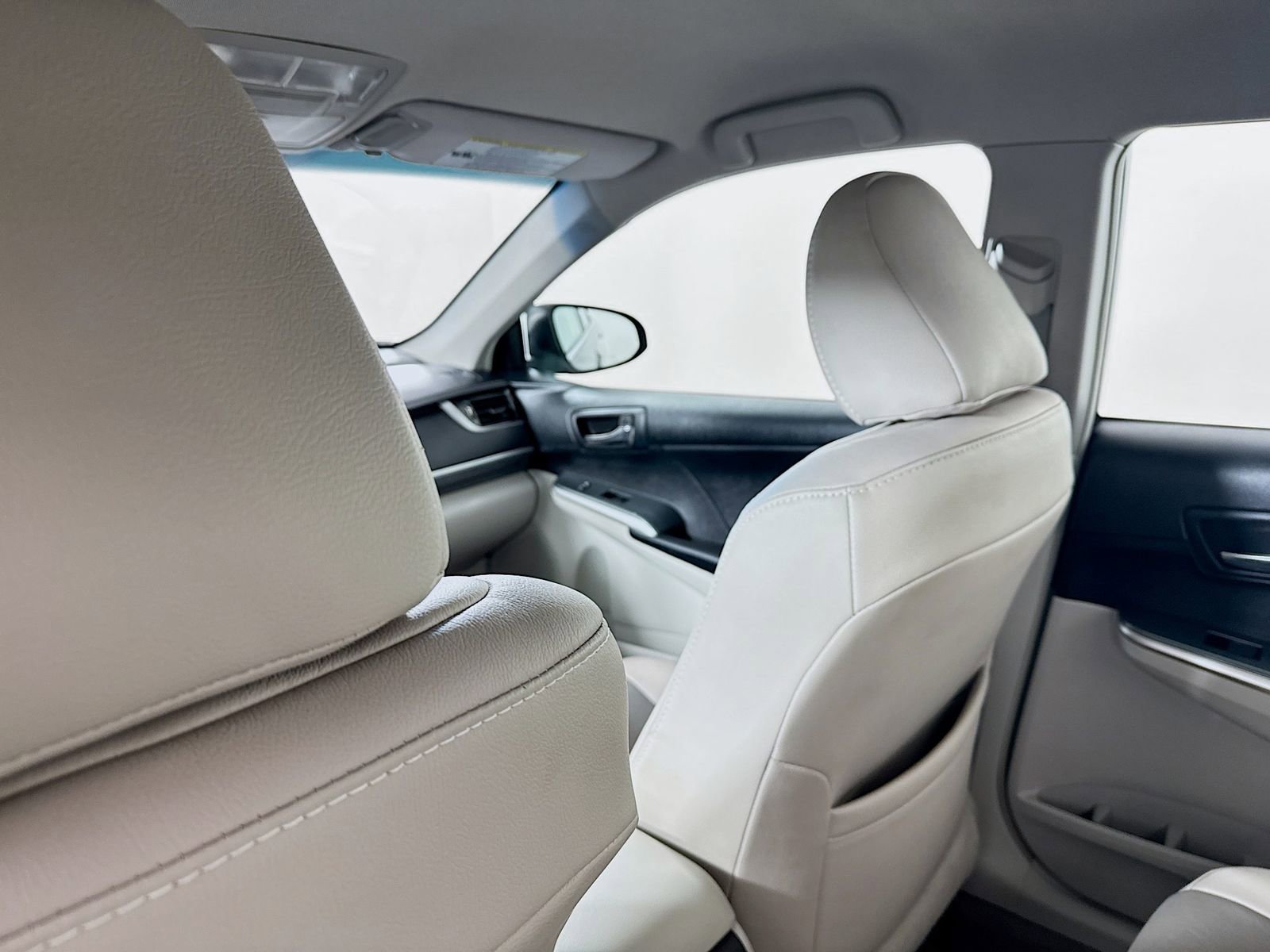 Used 2012 Toyota Camry LE image 18