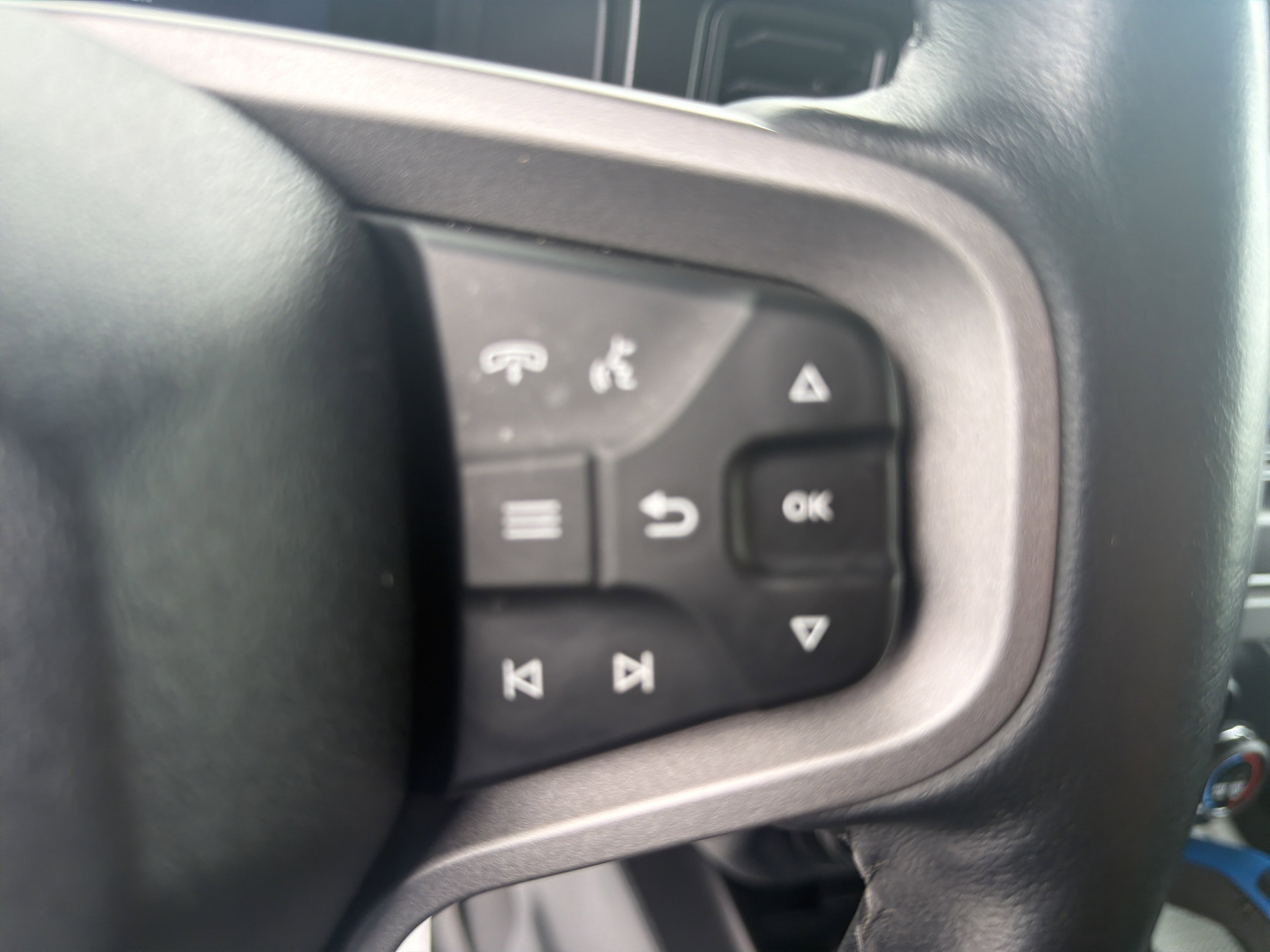 Used 2022 Ford Bronco Black Diamond AWD/4WD image 19