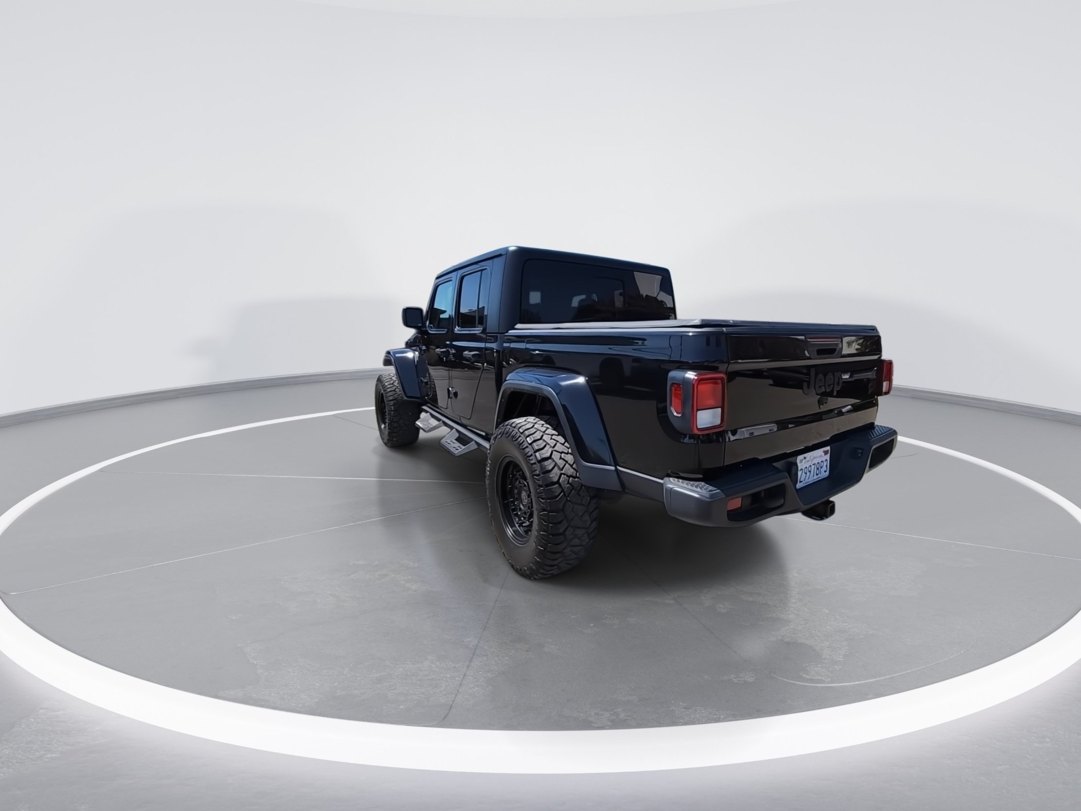 Used 2022 Jeep Gladiator Sport AWD/4WD image 3