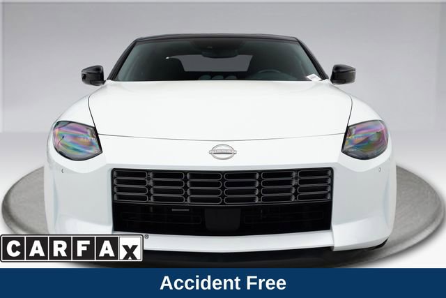 Used 2024 Nissan Z Performance w/ Floor Mat Package RWD image 2