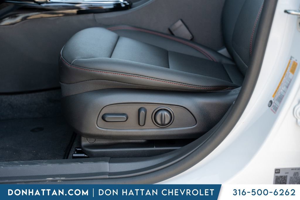 New 2026 Chevrolet Trax RS w/ Driver Confidence Package image 21