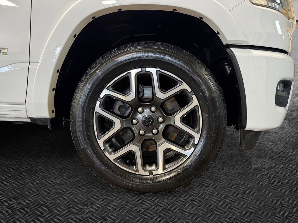 Used 2025 RAM 1500 Laramie w/ Sport Appearance Package image 11