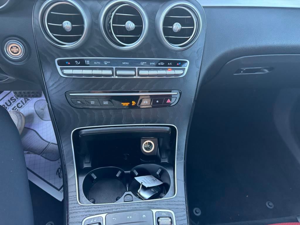 Used 2021 Mercedes-Benz GLC 300 4MATIC Coupe image 18