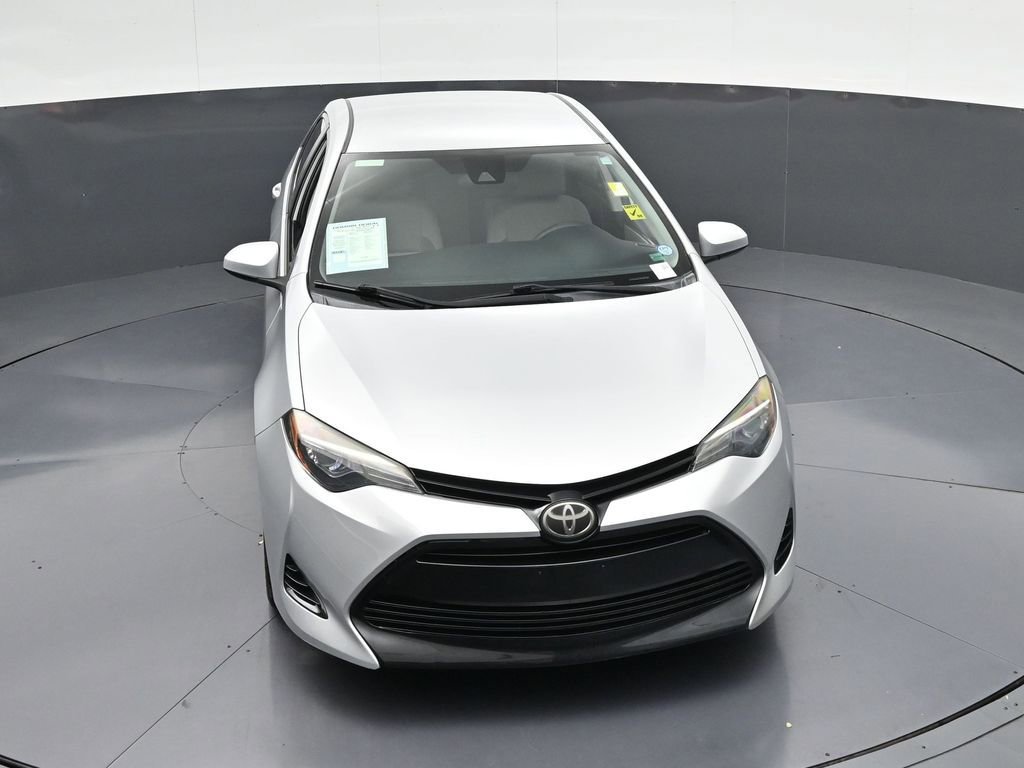 Used 2018 Toyota Corolla LE FWD image 24