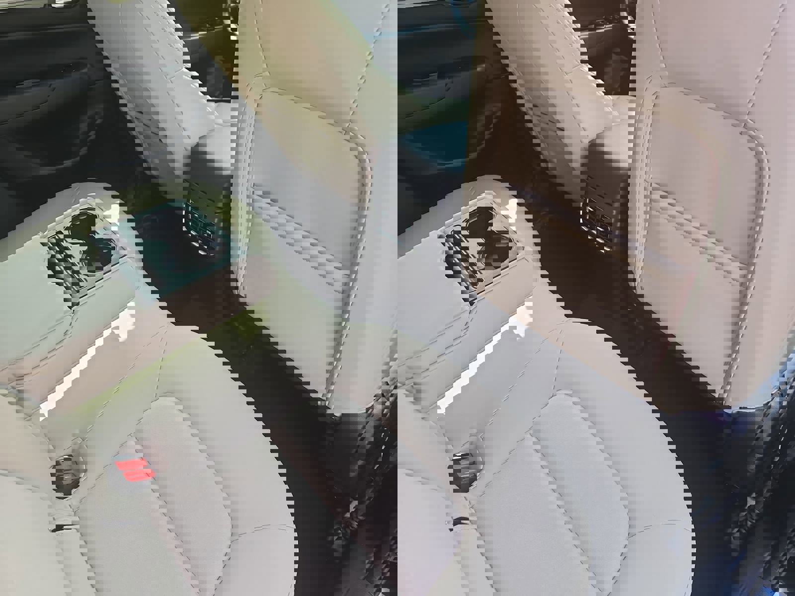 Used 2020 MAZDA CX-5 Touring image 12