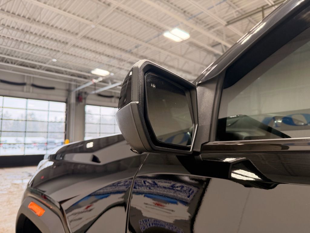 Used 2024 GMC Canyon AT4X image 15