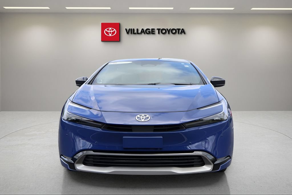 Certified 2026 Toyota Prius XLE FWD image 8
