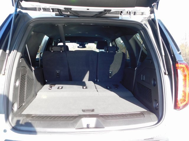 Used 2024 GMC Yukon SLE image 27