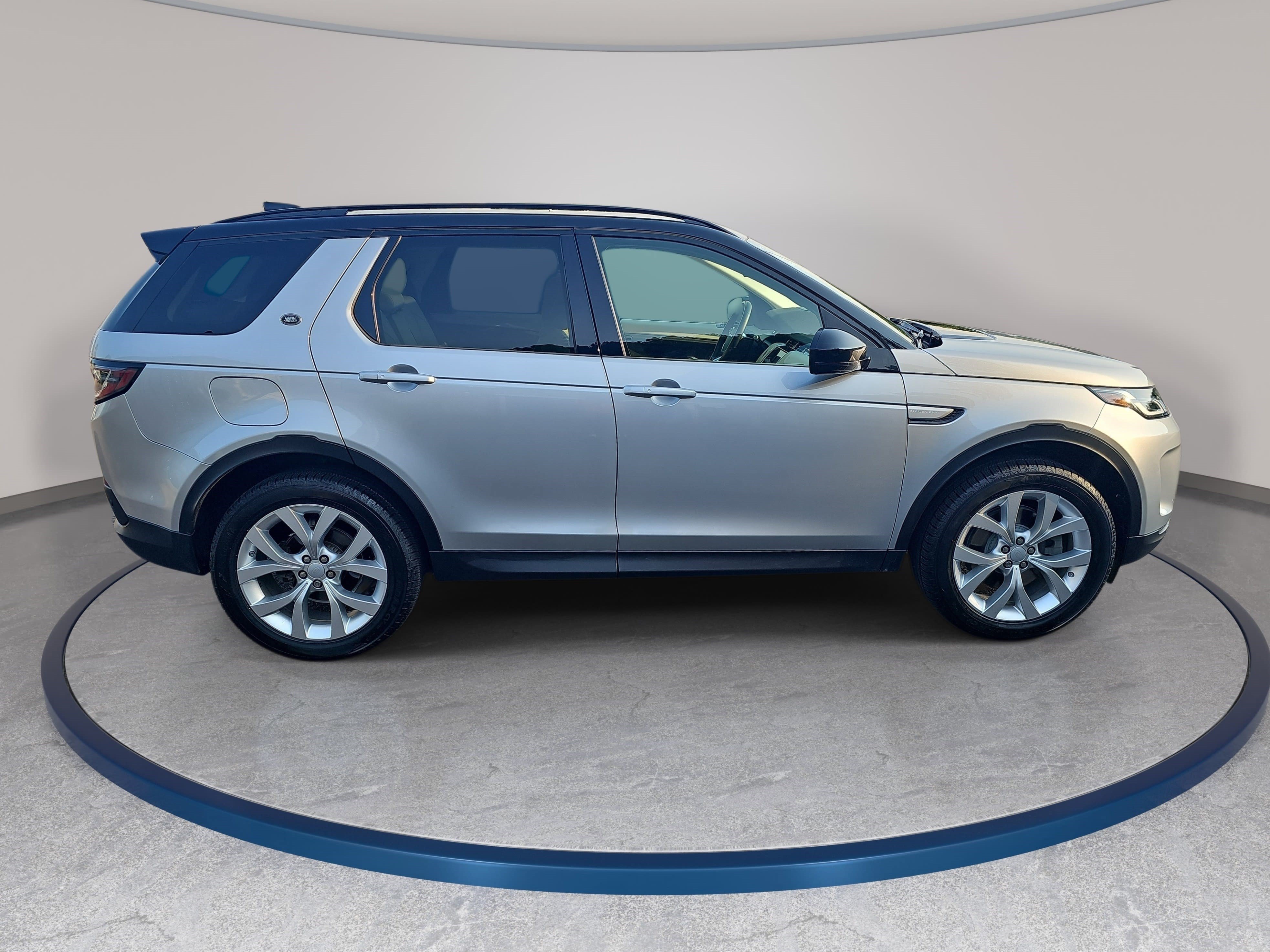 Used 2020 Land Rover Discovery Sport S AWD/4WD image 4