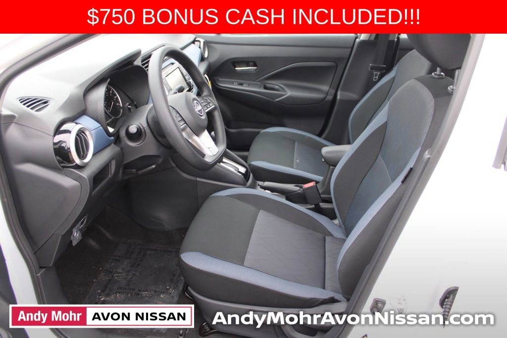 New 2025 Nissan Versa SV w/ Trunk Package image 7