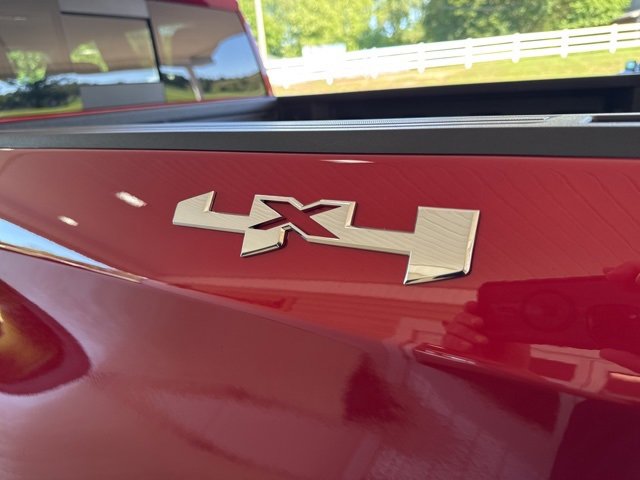 New 2025 GMC Sierra 1500 SLT w/ SLT Premium Package image 37