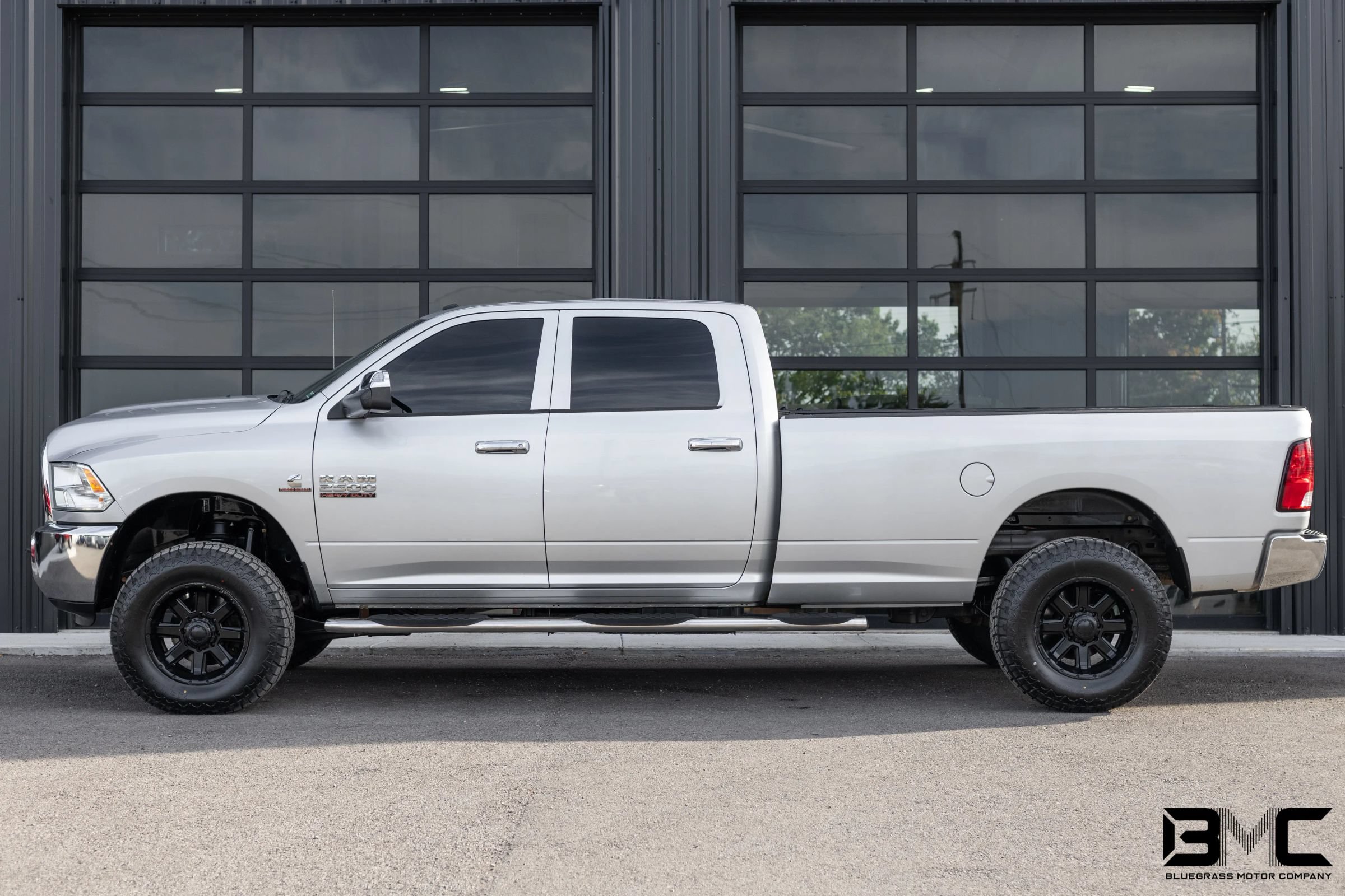 Used 2014 RAM 2500 Tradesman w/ Chrome Appearance Group AWD/4WD image 4