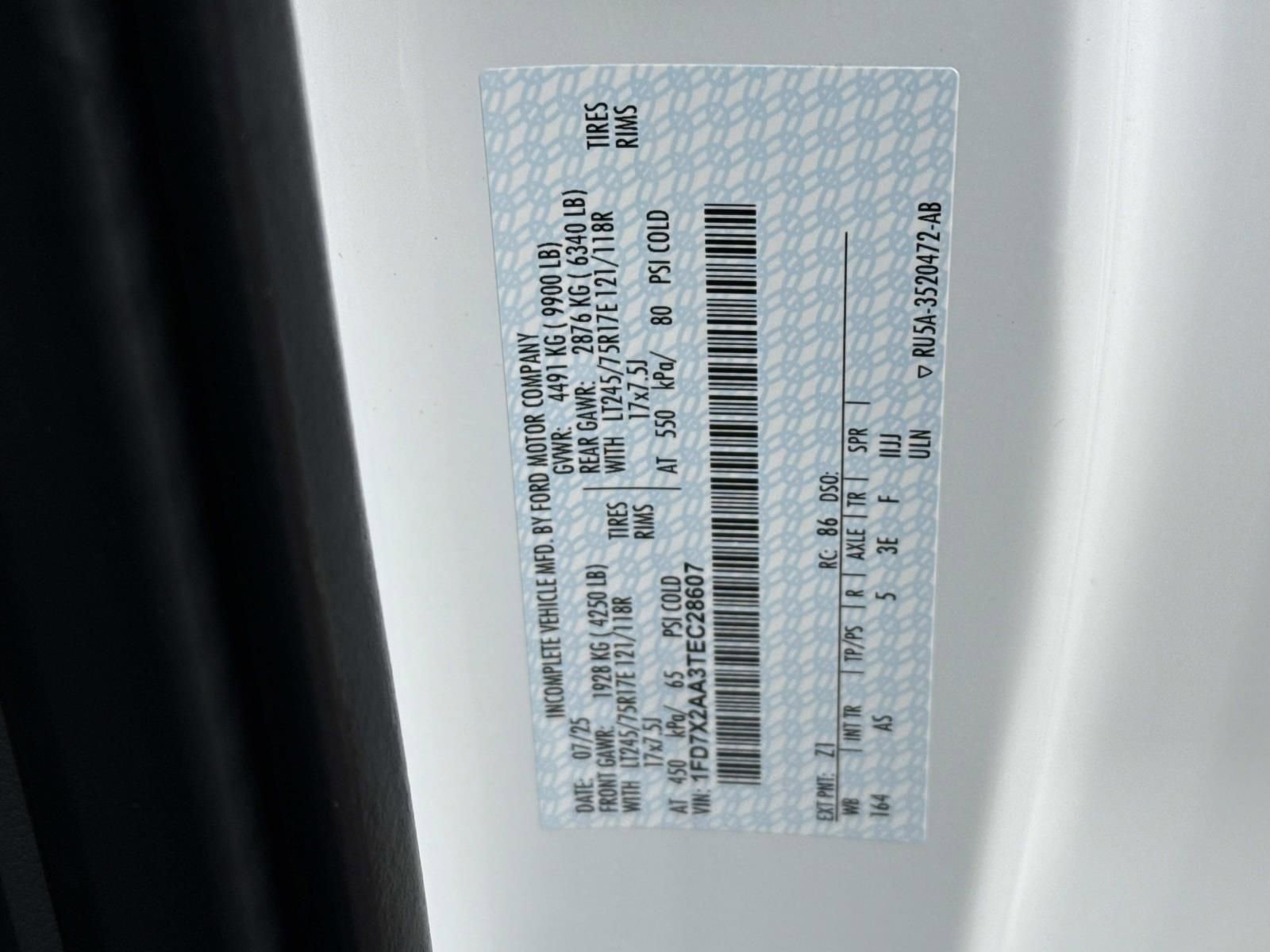 New 2026 Ford F250 XL w/ XL Chrome Package image 21