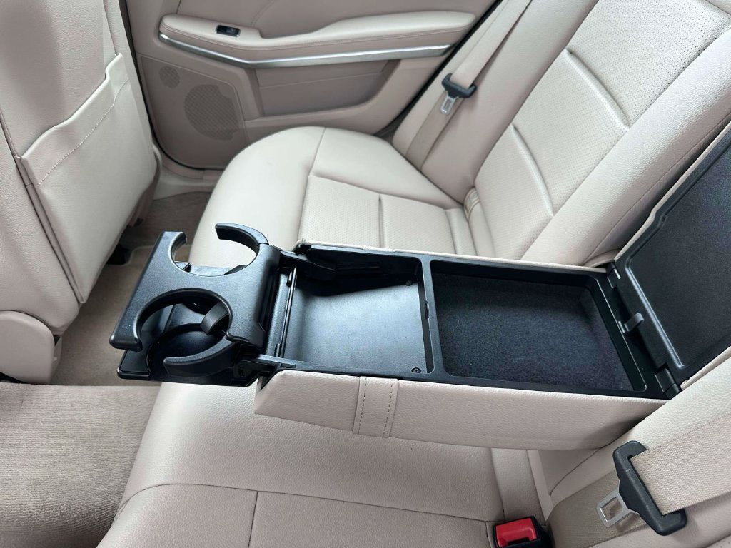 Used 2014 Mercedes-Benz E 350 4MATIC Sedan image 11