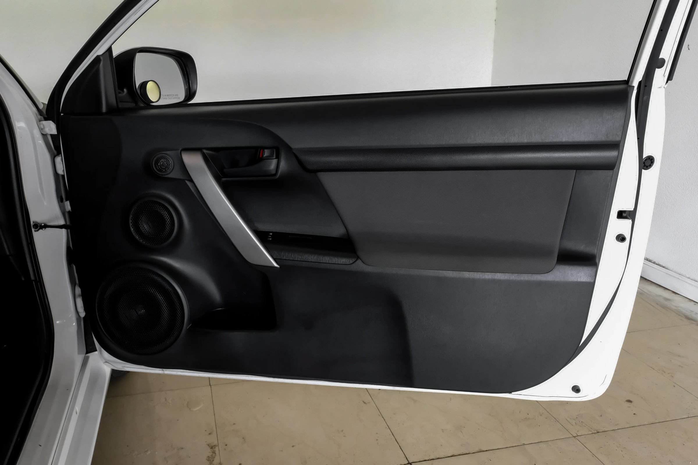 Used 2012 Scion tC FWD image 27