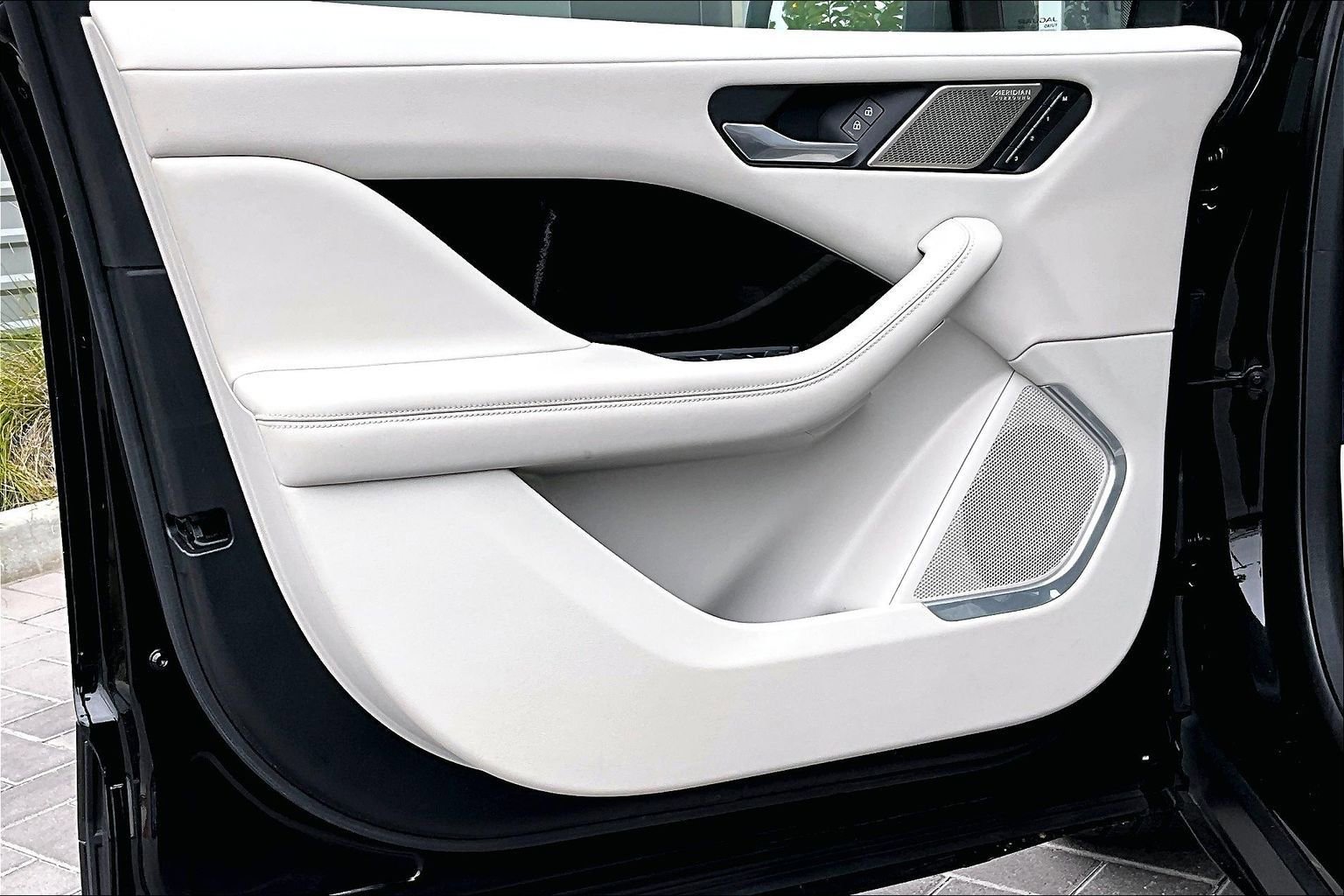 Certified 2022 Jaguar I-PACE HSE AWD/4WD image 23