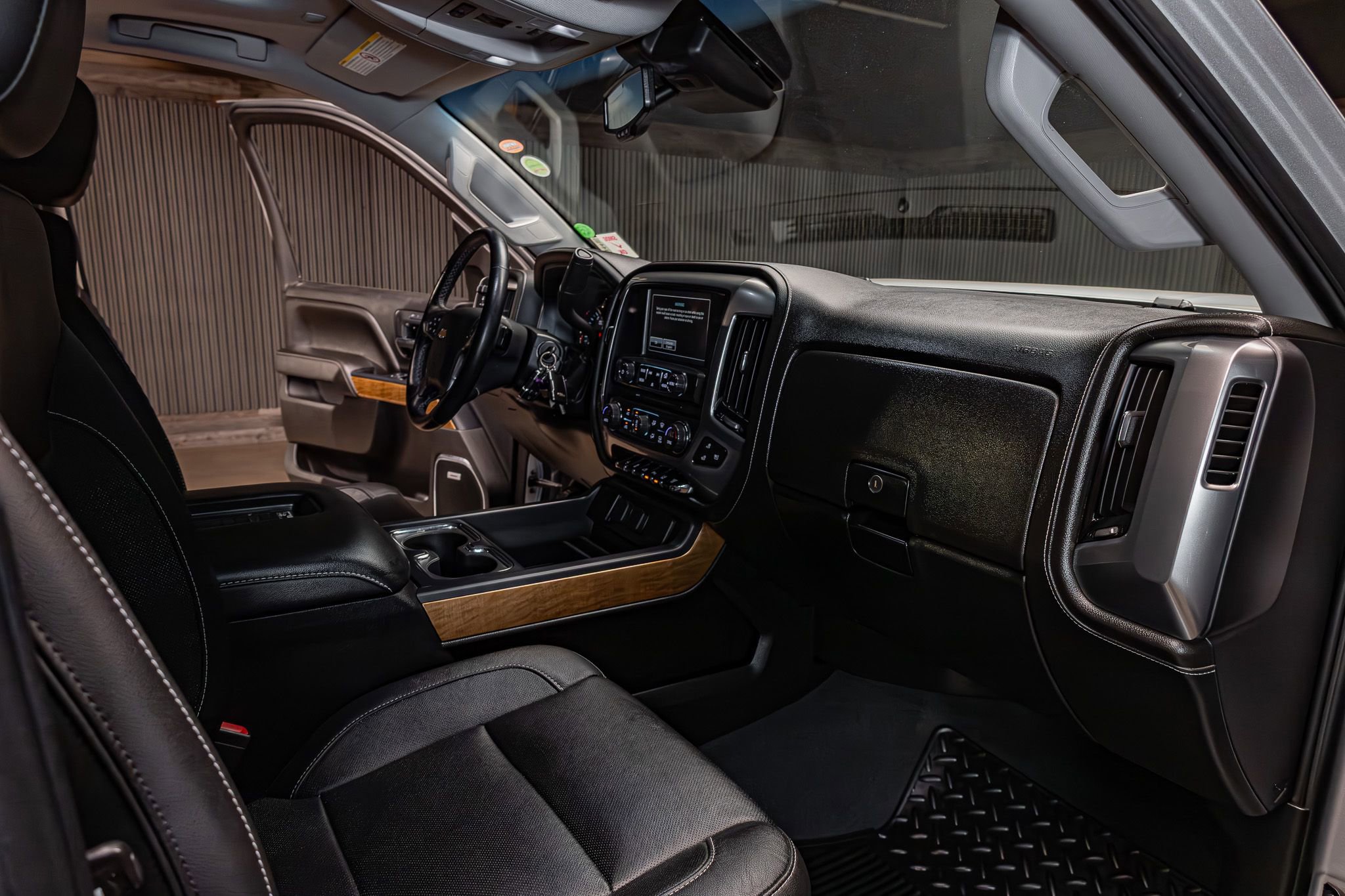 Used 2019 Chevrolet Silverado 2500 LTZ w/ Duramax Plus Package image 16