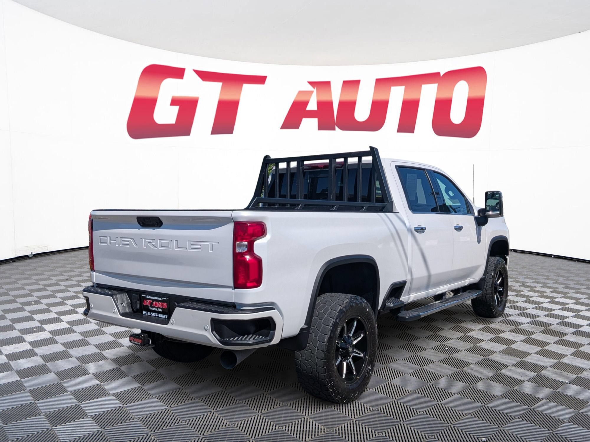 Used 2022 Chevrolet Silverado 3500 High Country AWD/4WD image 5