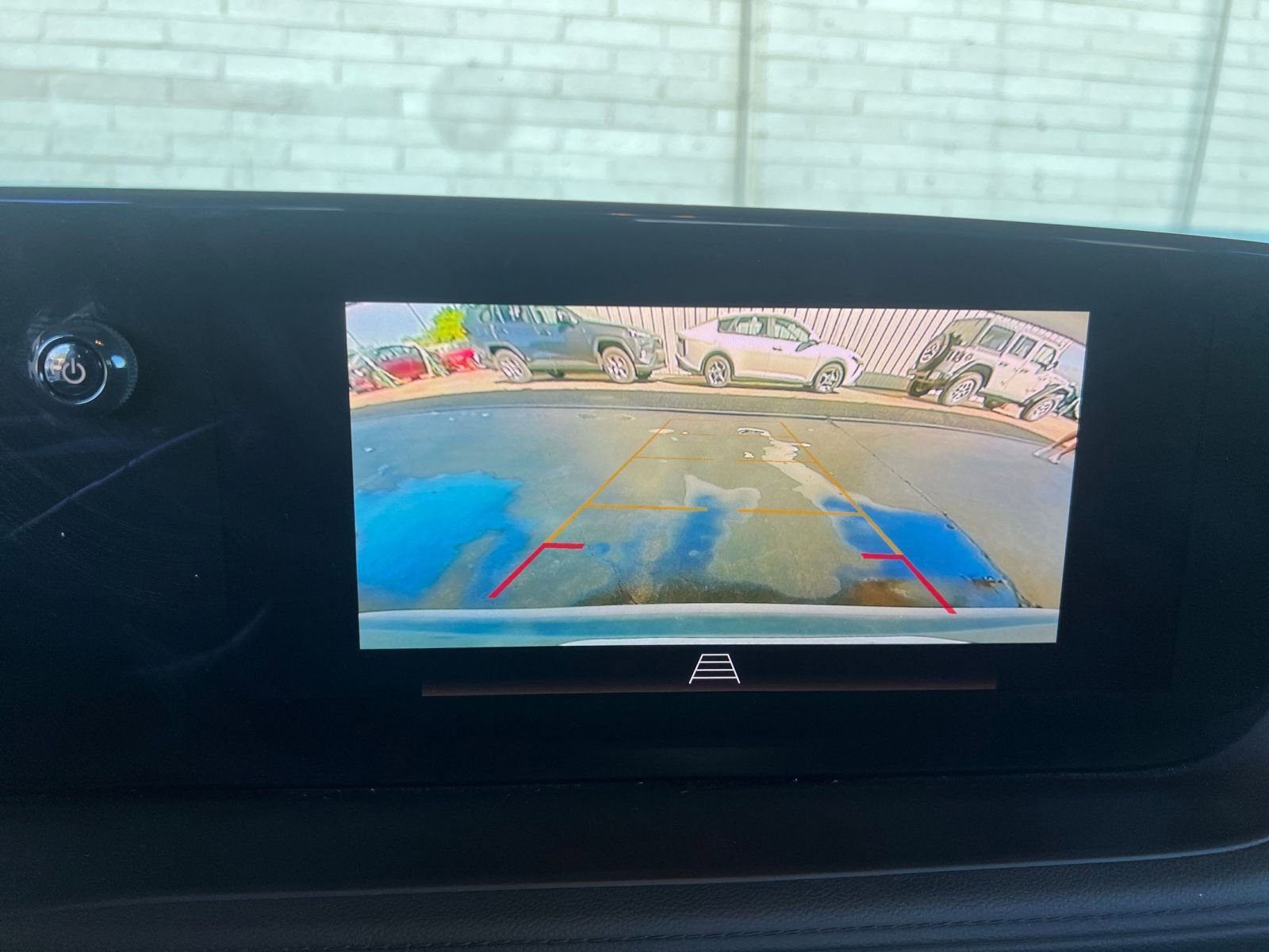 Used 2025 Buick Encore GX Preferred image 17