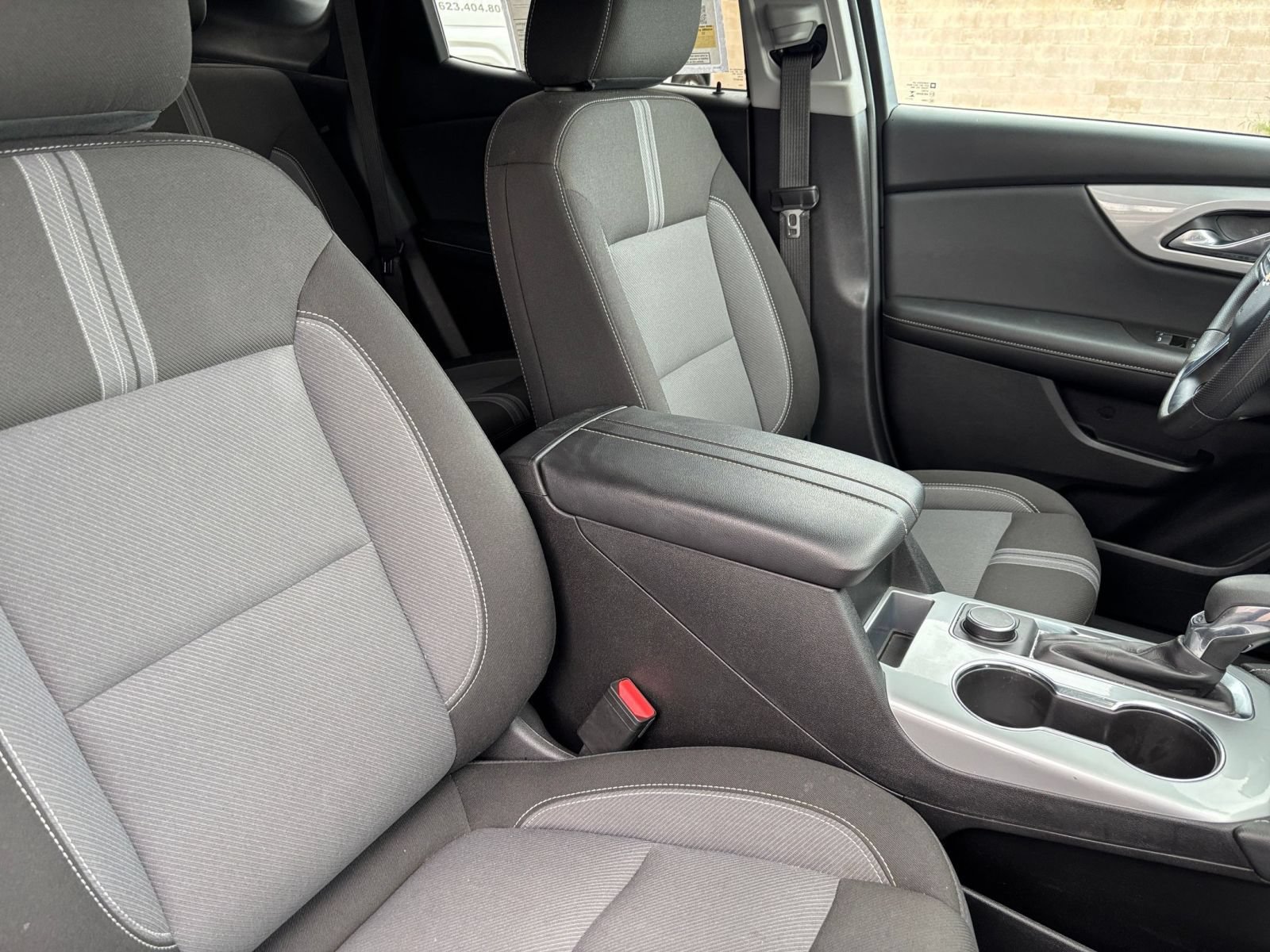 Used 2025 Chevrolet Blazer LT FWD image 36