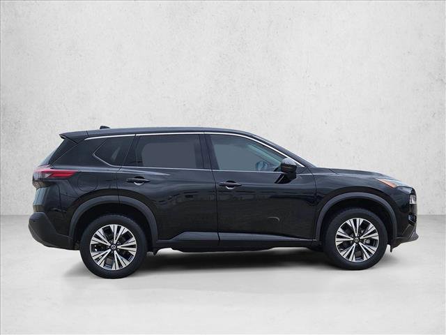 Used 2020 Nissan Rogue SV image 4