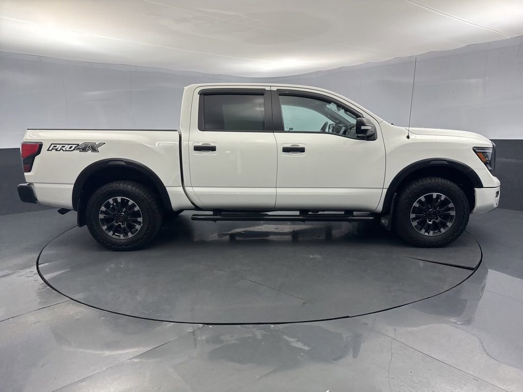 Used 2021 Nissan Titan PRO-4X w/ Pro-4x Convenience Package AWD/4WD image 6