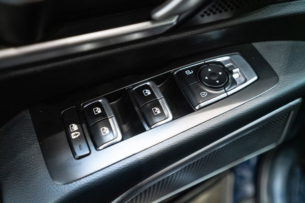 Used 2025 Kia Telluride S AWD/4WD image 33