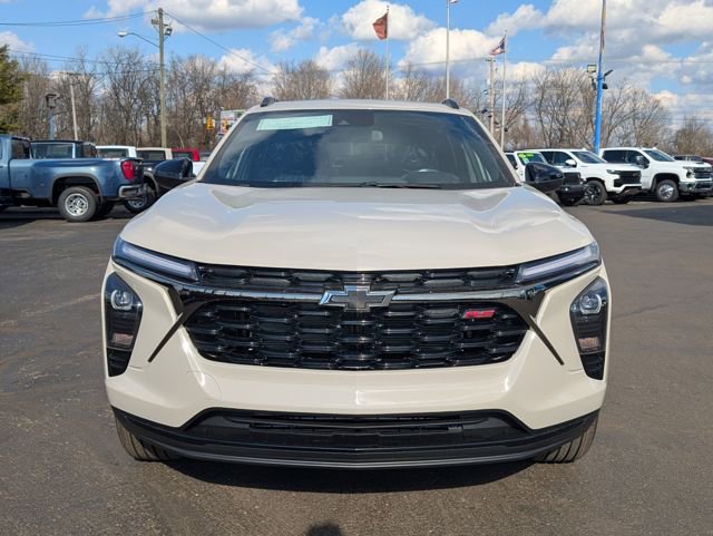 New 2026 Chevrolet Trax RS w/ Sunroof Package video 2