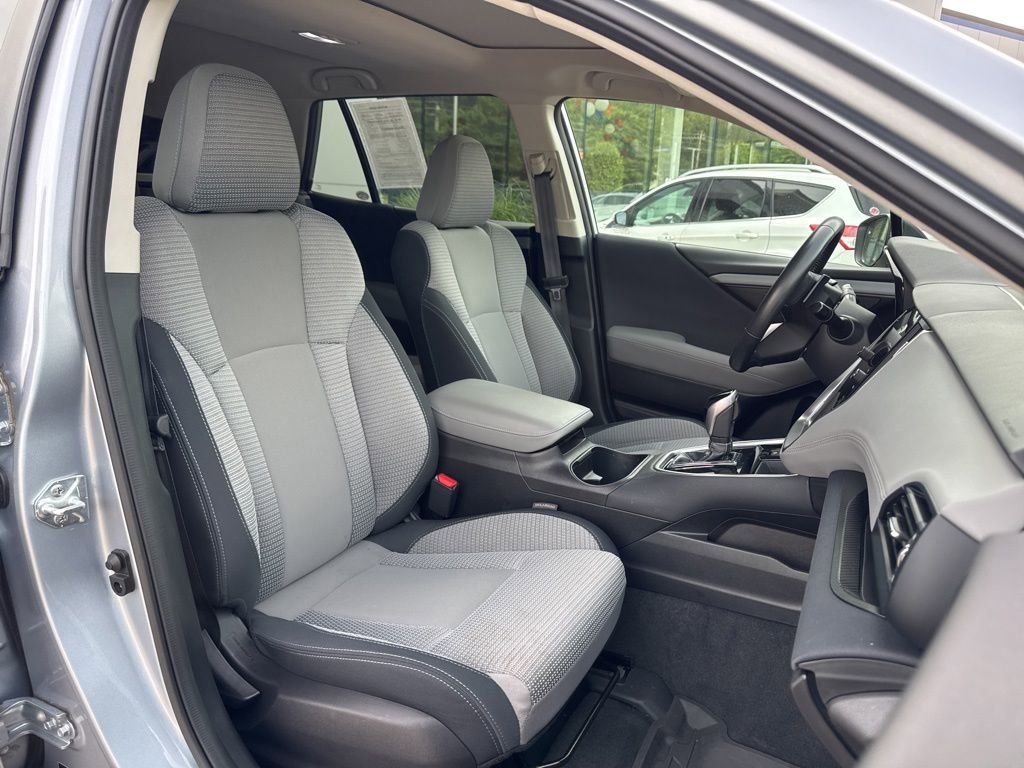 Used 2023 Subaru Outback Premium AWD/4WD image 8