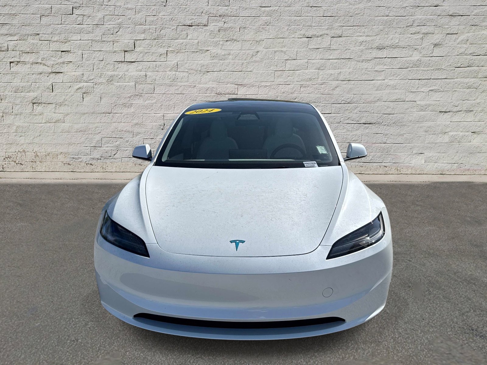 Used 2024 Tesla Model 3 Standard Range image 2
